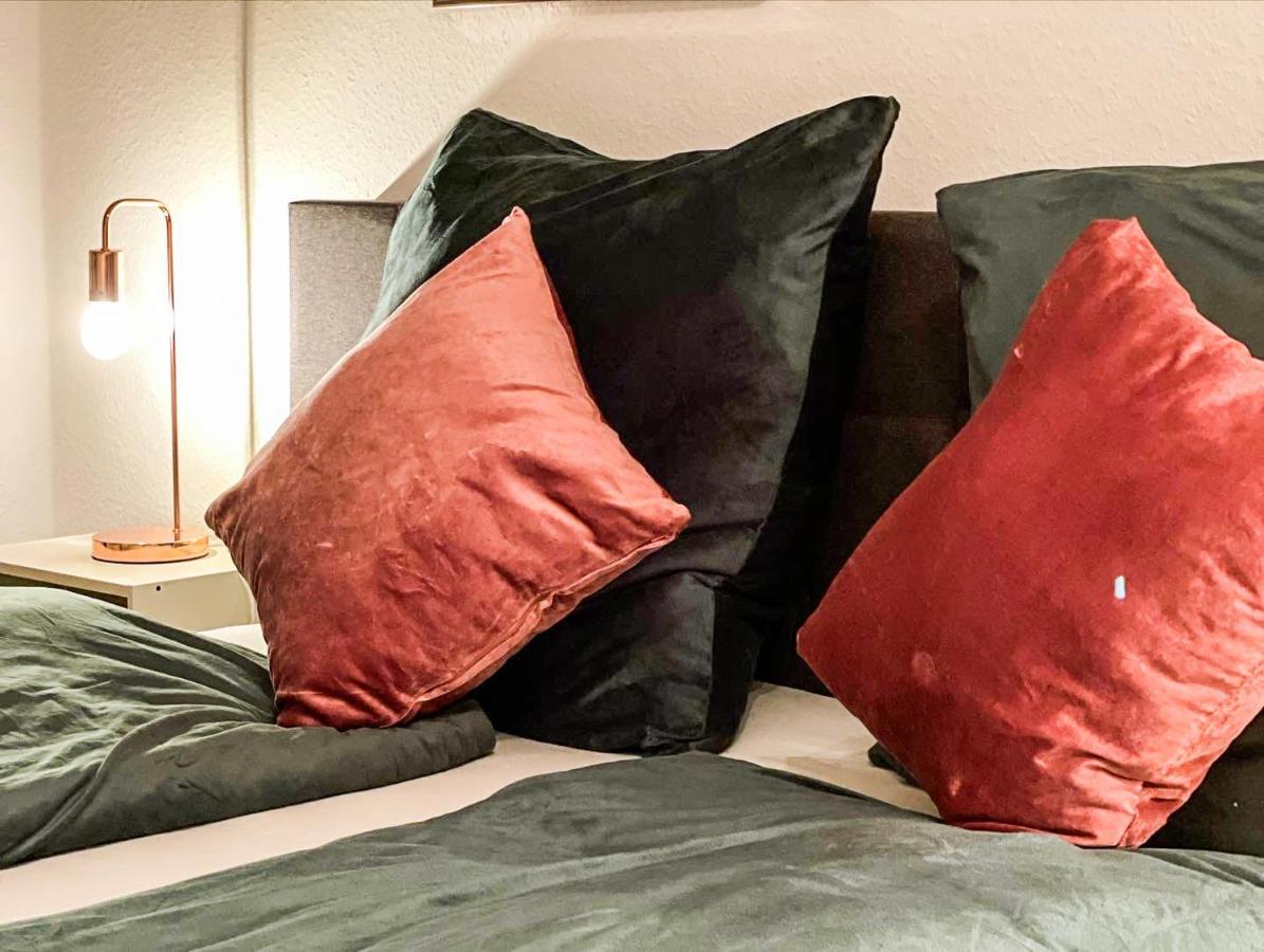 Apartment Fuer 3 Gaeste Kostenlose Parkplaetze Und Lift Hannover Dış mekan fotoğraf