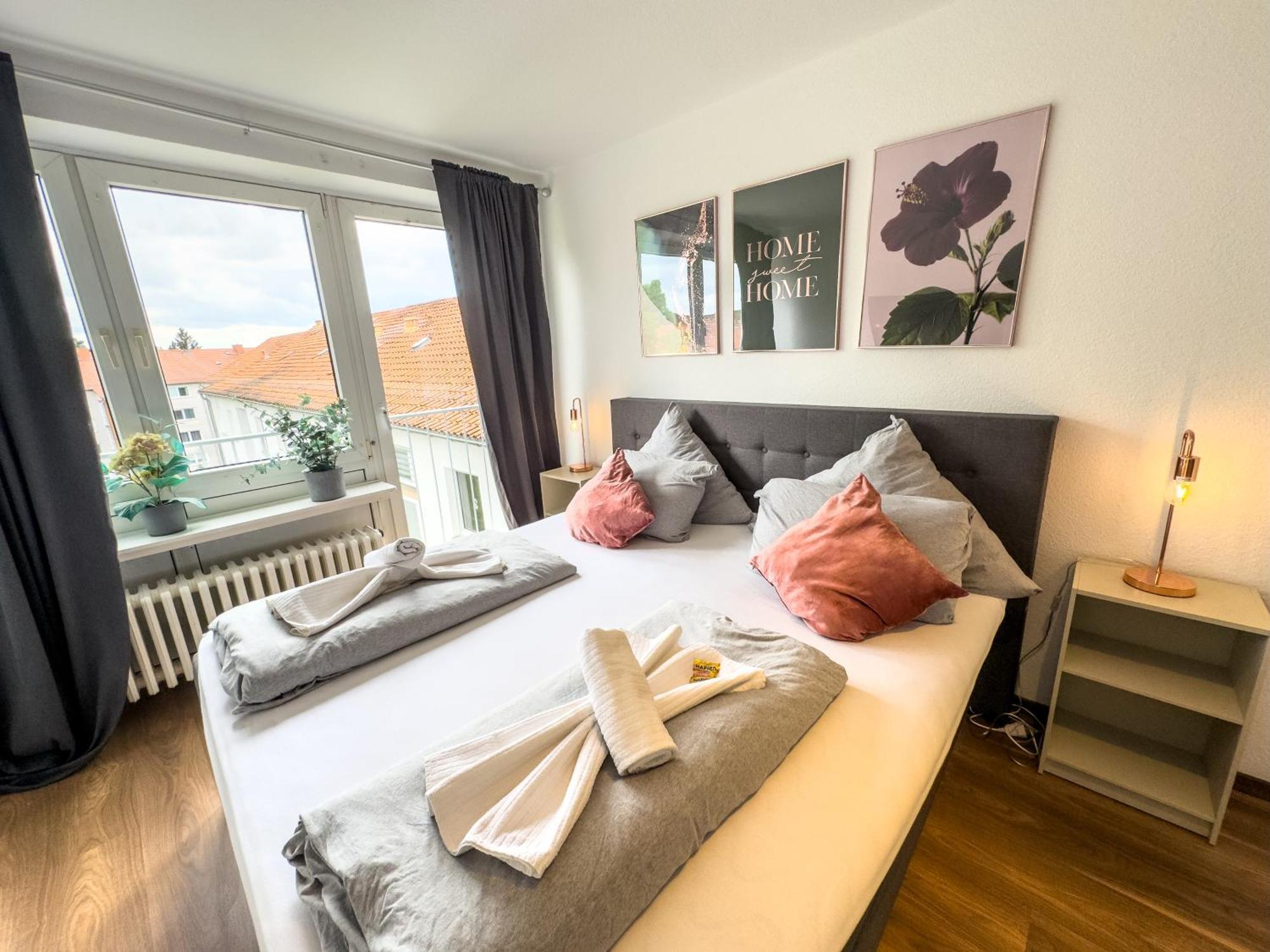 Apartment Fuer 3 Gaeste Kostenlose Parkplaetze Und Lift Hannover Dış mekan fotoğraf